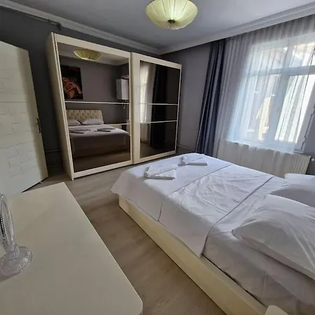Esenkal 3rd Floor Apartment Istanbul
